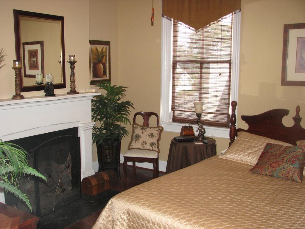 Olde Town Inn أوغستا المظهر الخارجي الصورة